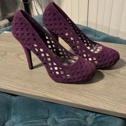 Just fab women’s size 8 purple suede leather