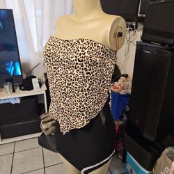 Cheetah top
