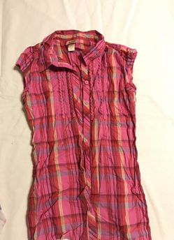 Girls shirt size 10/12