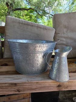 Tin bucket n waterer set