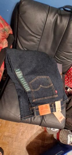 Man's levi's blue jeans size 40by32