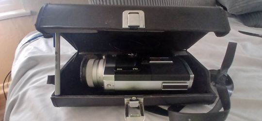 Minolta autopak-8 vintage camcorder