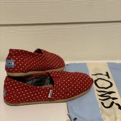 Toms Red Polka Dots Sz. 5.5