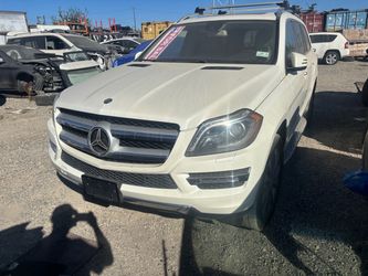 2014 Mercedes GL450 front inn: hood, bumper, headlights, fenders