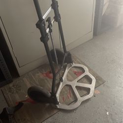 Franklyn 150 LB FOLDABLE  HANGTRUCK