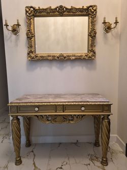 Elegante Mesa y Espejo