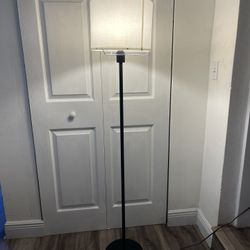 Floor Lamp 59”H In Good Condition $20 Firm On Price
