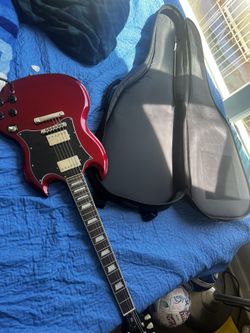 Epiphone Sg + Case + Gold Plated Monster Cable