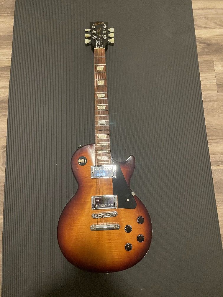 2014 Gibson Les Paul Studio 120th Anniversary Guitar with Hard Shell Case