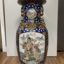Antique Chinese porcelain Floor Vase