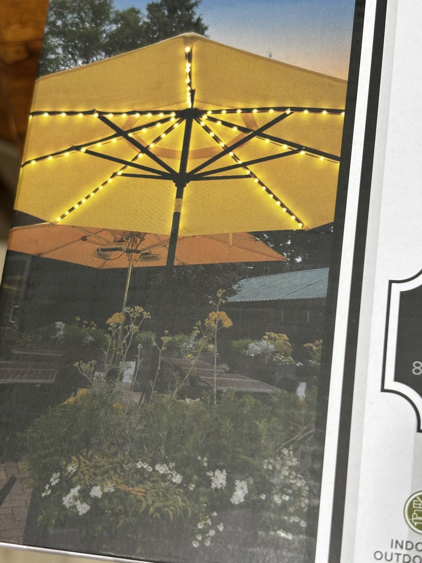 Umbrella light kit solar with remote new