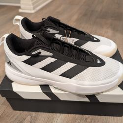 Adidas Basketball Shoes Size 10.5