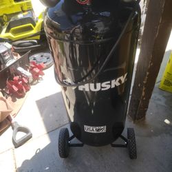 Compressor Husky 20 Gallons