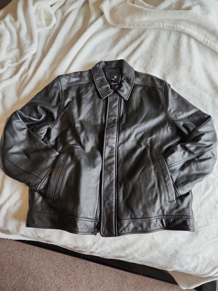 Mens XL Black Genuine Leather Jacket