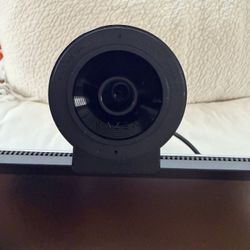 Razer Kiyo X Full HD Webcam – Great for Work & Streaming  Selling a Razer Kiyo X webcam in great condition. Perfect for Zoom calls, remote work, or st
