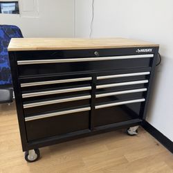Husky Tool Box 46 x 24.5 
