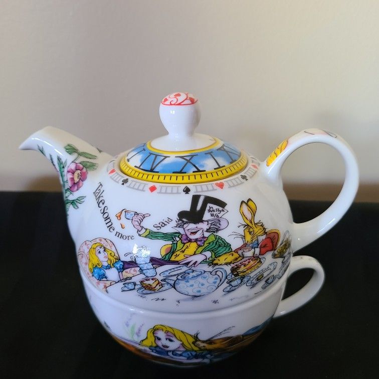 Teapot For One  Alice In Wonderland