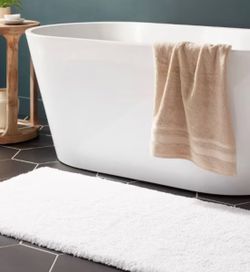 Spa Plush Bath Rug 24”x60” — Threshold, White, Brand New