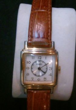 FOSSIL LADIES WATCH
