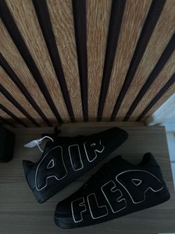 Nike Air Force 1 FLEA Black