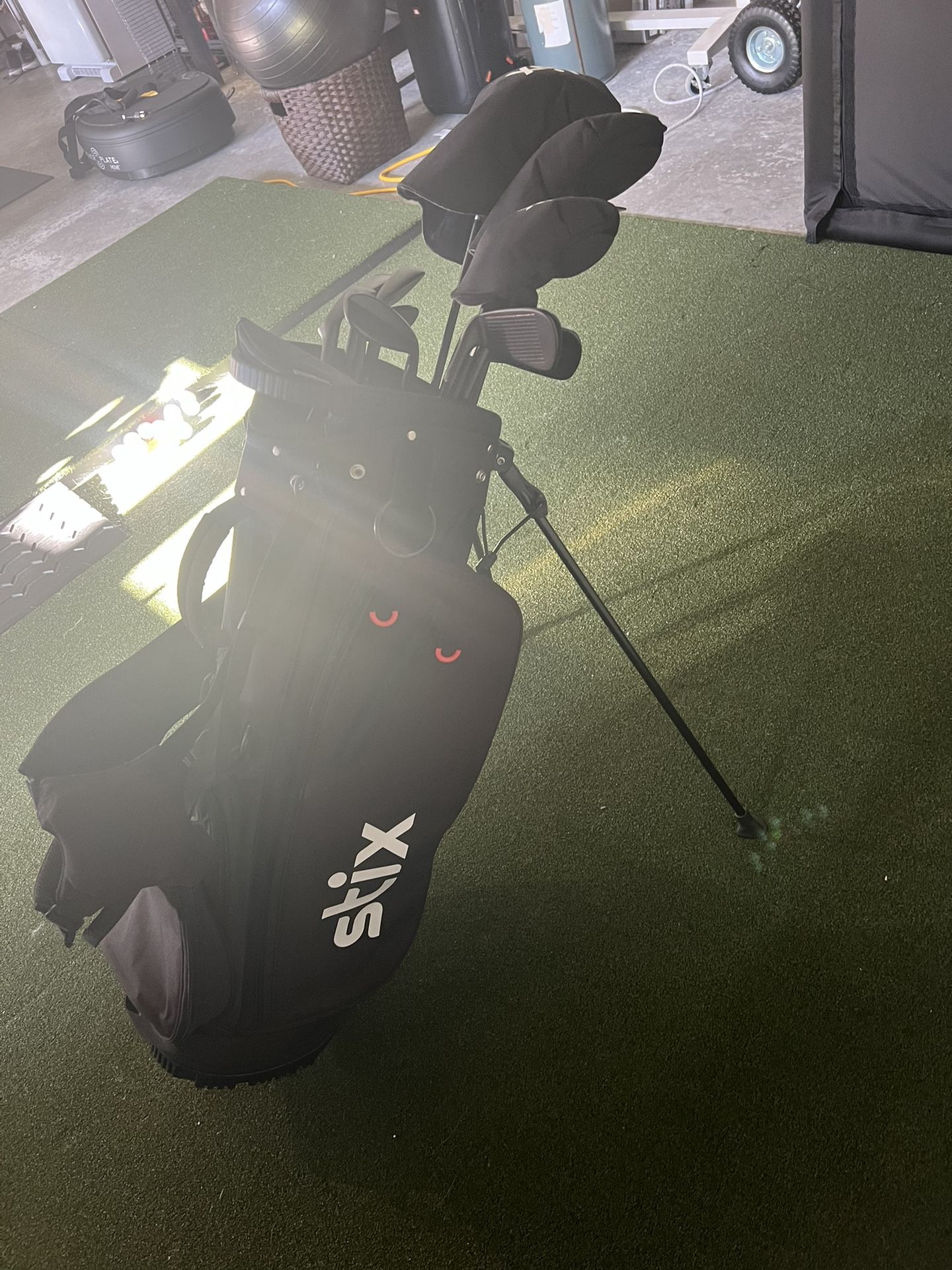 Golf Clubs. New. Full Set.
