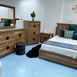 King Or Queen Bedroom Sets