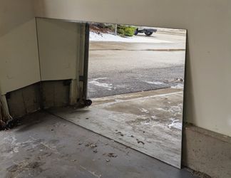BATHROOM MIRROR FOR FREE