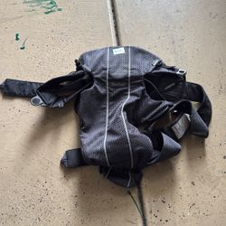Baby Bjorn Mini Mesh Carrier