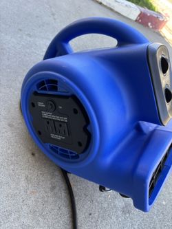 Utilitech Moving Fan