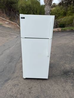 Household refrigerator fridge freezer 2019