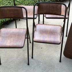 Made in USA Table & Chairs by Cosco.  Indiana USA.  Great Clean Condition read below