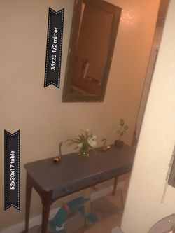 Entry table w 2 dreawers