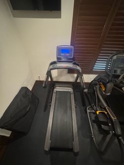 Matrix TF30 treadmill