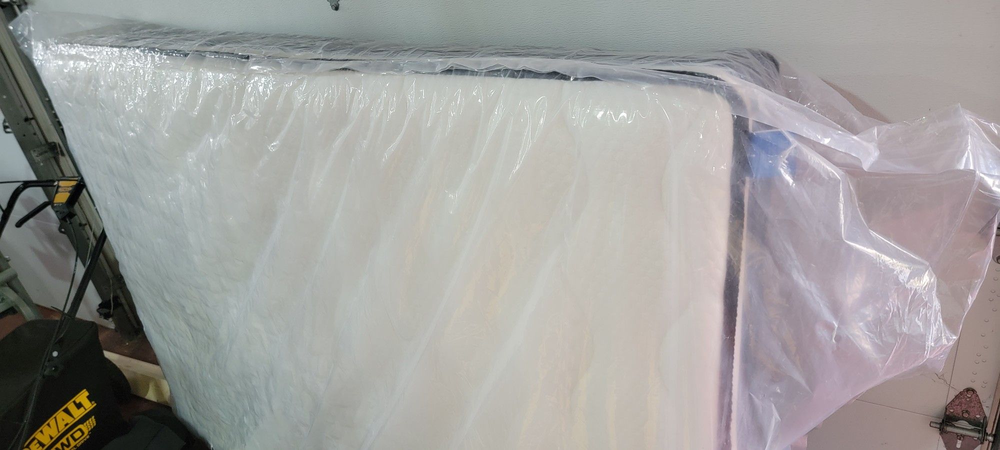 NEW 10" Full Size Memory Foam Mattress