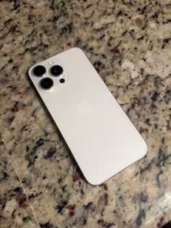 White Iphone 15 Pro max