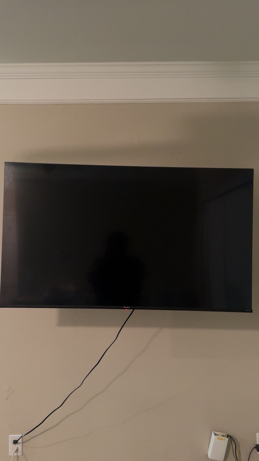 55” Hisense Smart Tv