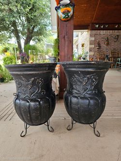 Black Hummingbird Clay Pots, Planters, Plants. Pottery $85 cada una