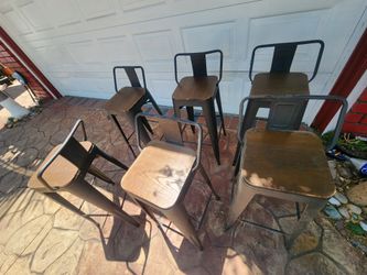 6 Used High Chairs