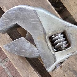 Crescent Tool Co. 24” Adjustable Wrench 