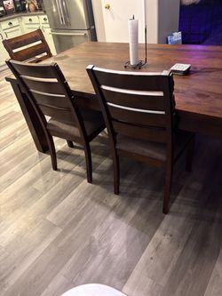 Used dining set $240 OBO