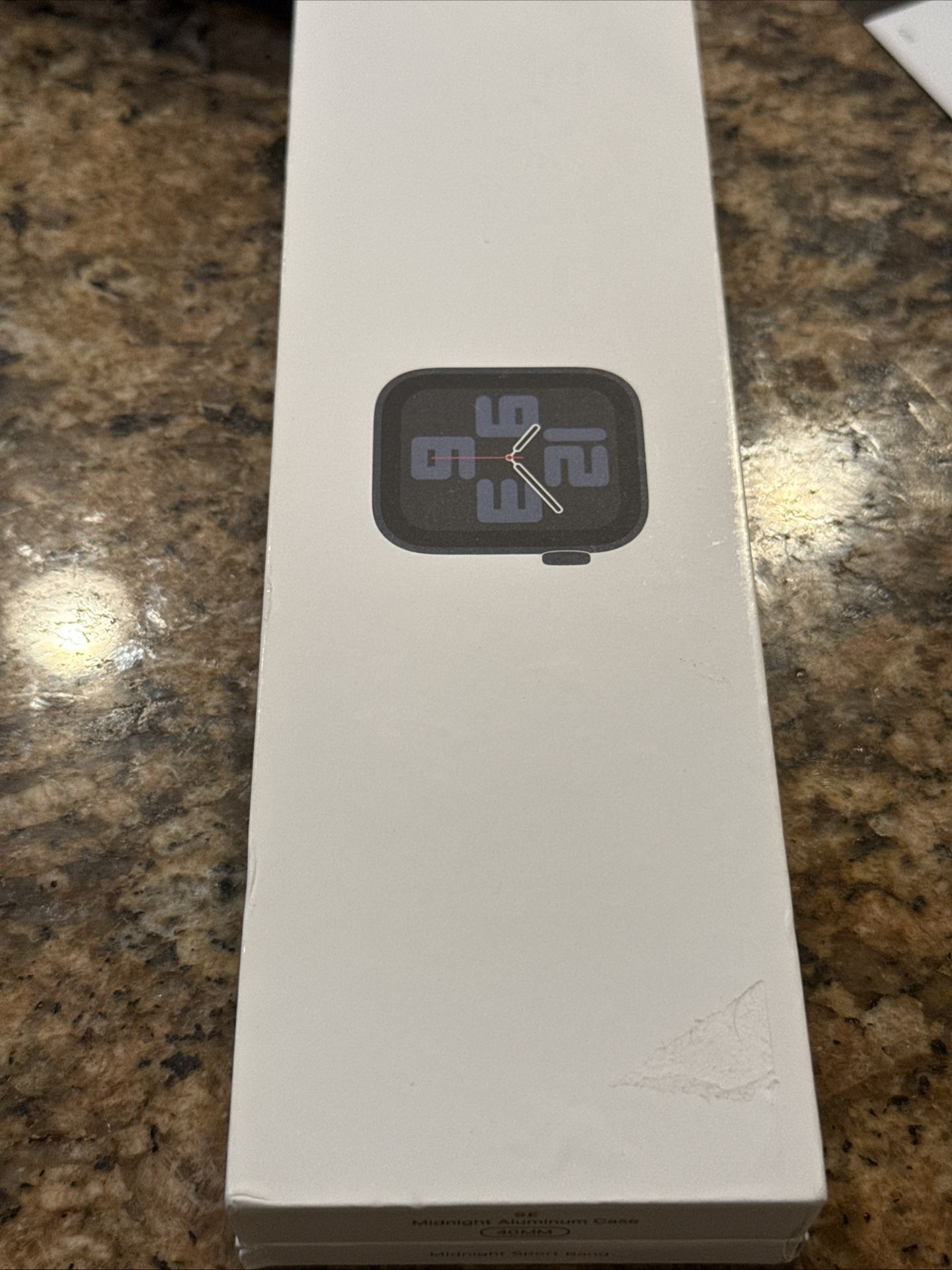 Apple Watch Series SE (2nd Gen) 40mm GPS + WiFi + Cellular Unlocked - Midnight