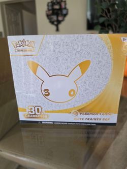 Pokémon TCG 30th Anniversary Celebration Elite Trainer Box Pokemon center