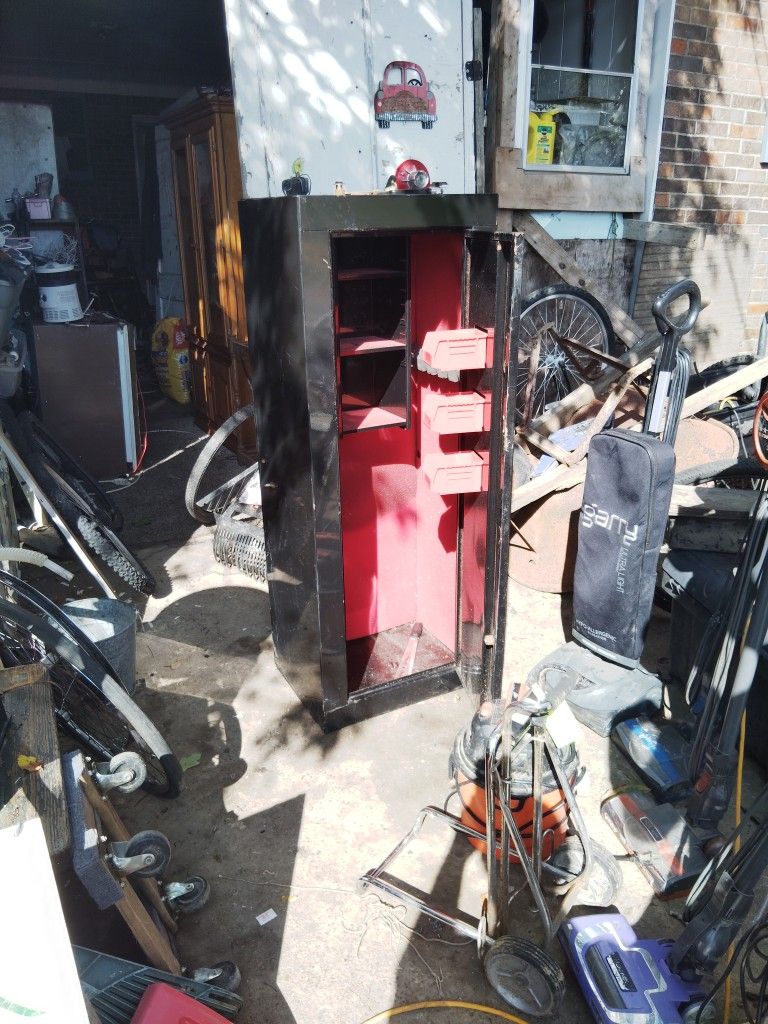 Gun Safe