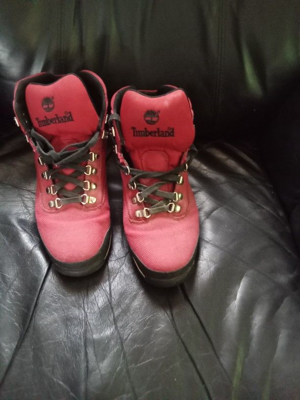 Timberland "Vintage" RED" Men's Athletic Shoes Size 10.5 Wide