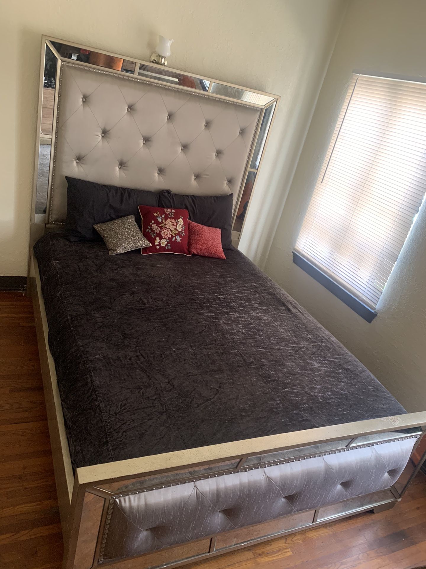 Z Gallerie Ava Queen Bed for Sale in San Diego, CA OfferUp