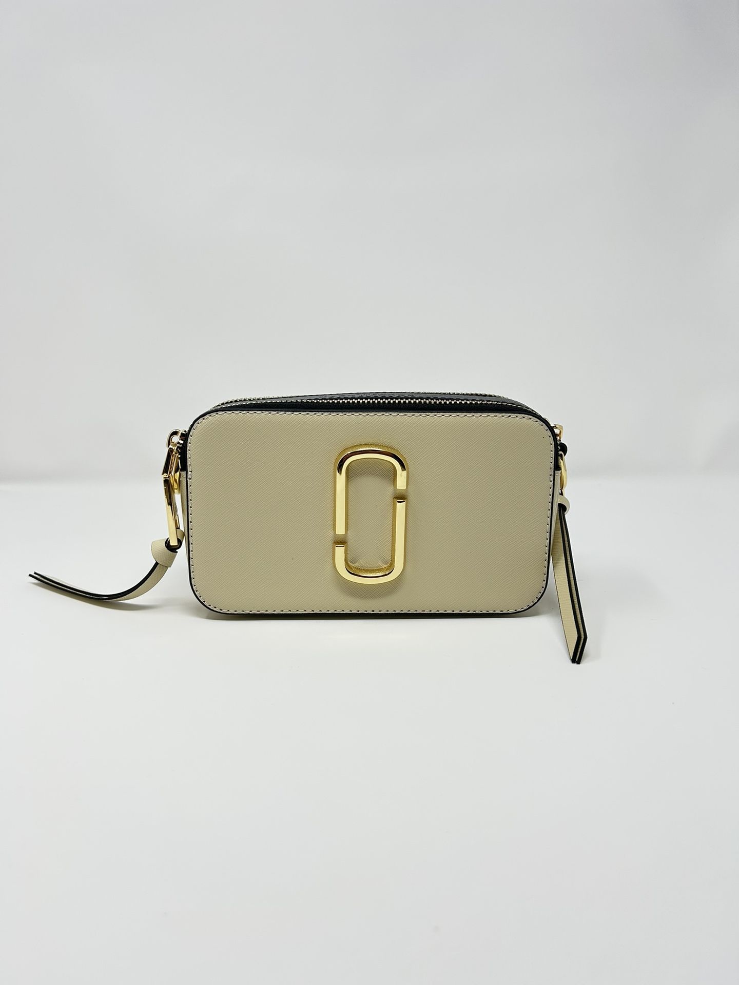Marc Jacobs The Snapshot