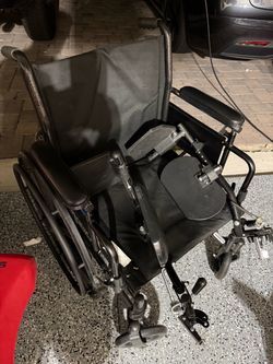Medline Guardian K3 Wheelchair – 300 lb Capacity