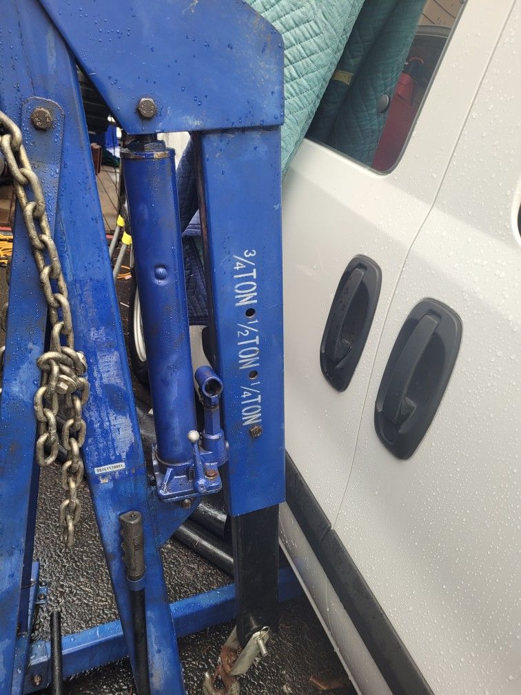 3/4 Ton Engine Hoist W/Engine Stand Combo...(Cherry Picker)