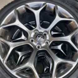 Chrysler 200 Rims Buick Wheels Pacifica Town And Country Chrysler 300 Lincoln