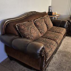 5 Seater Brown Couch